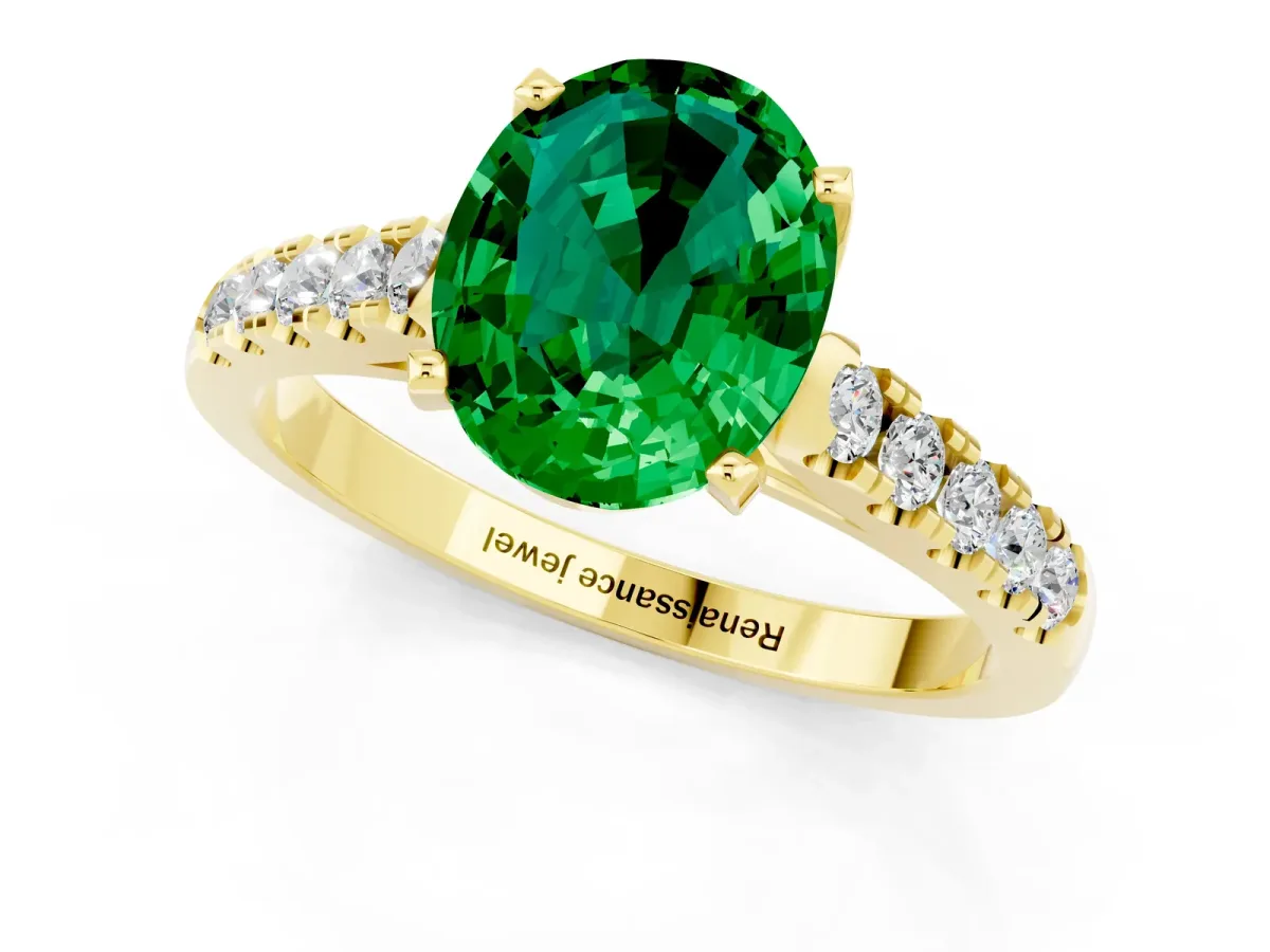 Oval Cut Emerald Pavé Band Solitaire Ring with Prong Setting Yellow gold
