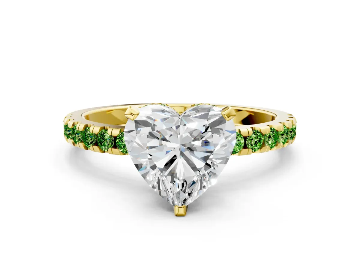 Heart Cut Diamond Solitaire Ring with Round Peridot Pavé Band and Four-Prong Setting Yellow gold