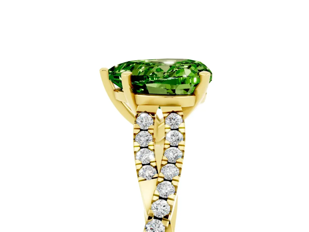 Heart Cut Peridot Solitaire Engagement Ring with Twisted Pavé Band and Four-Prong Setting Yellow gold