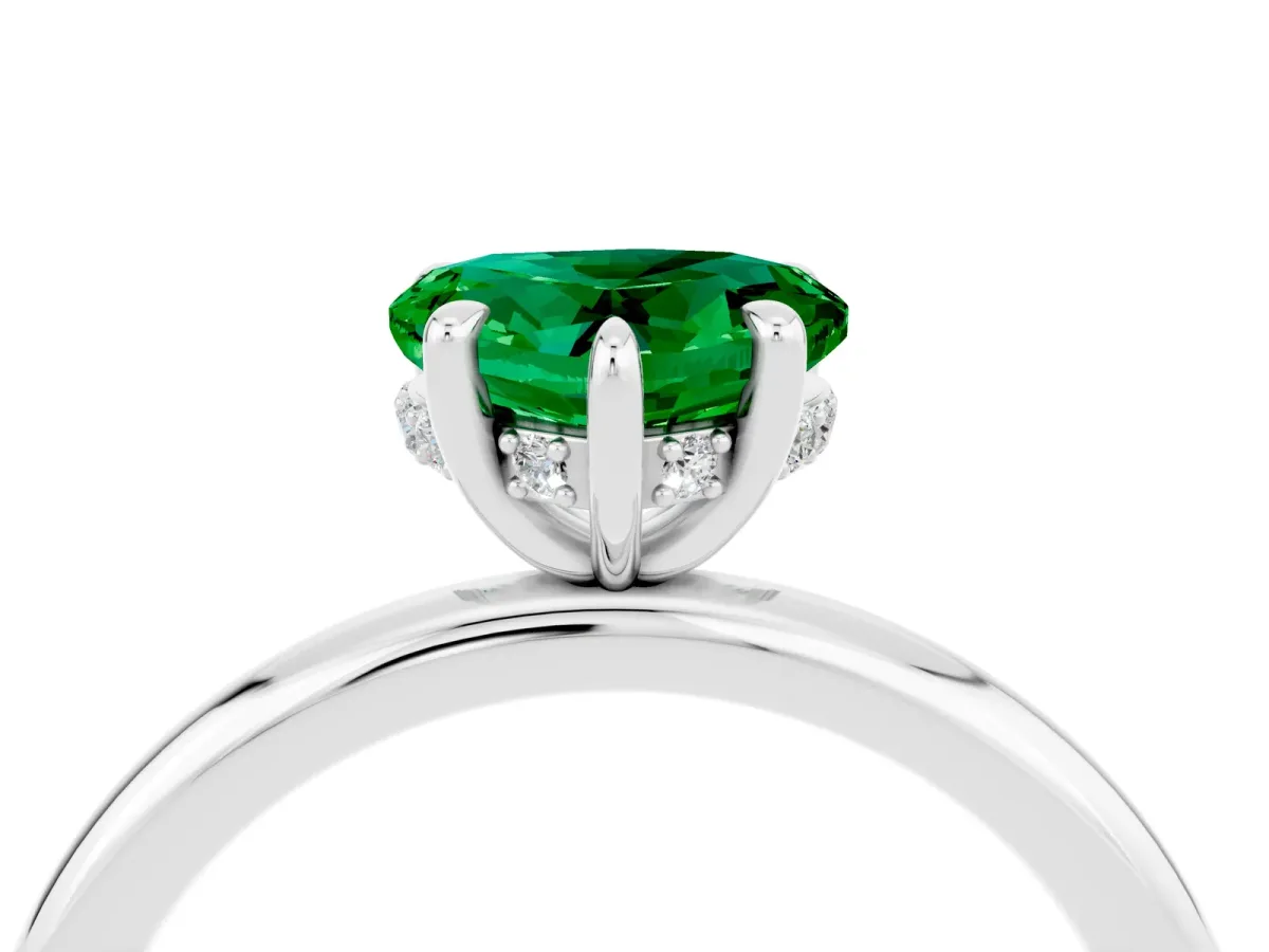 Heart Cut Emerald Solitaire Ring with Thin Band and Four-Prong Setting White gold