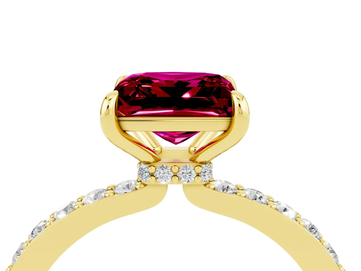 Princess Cut Garnet Solitaire Engagement Ring with Pavé Band and Four-Prong Setting Yellow gold