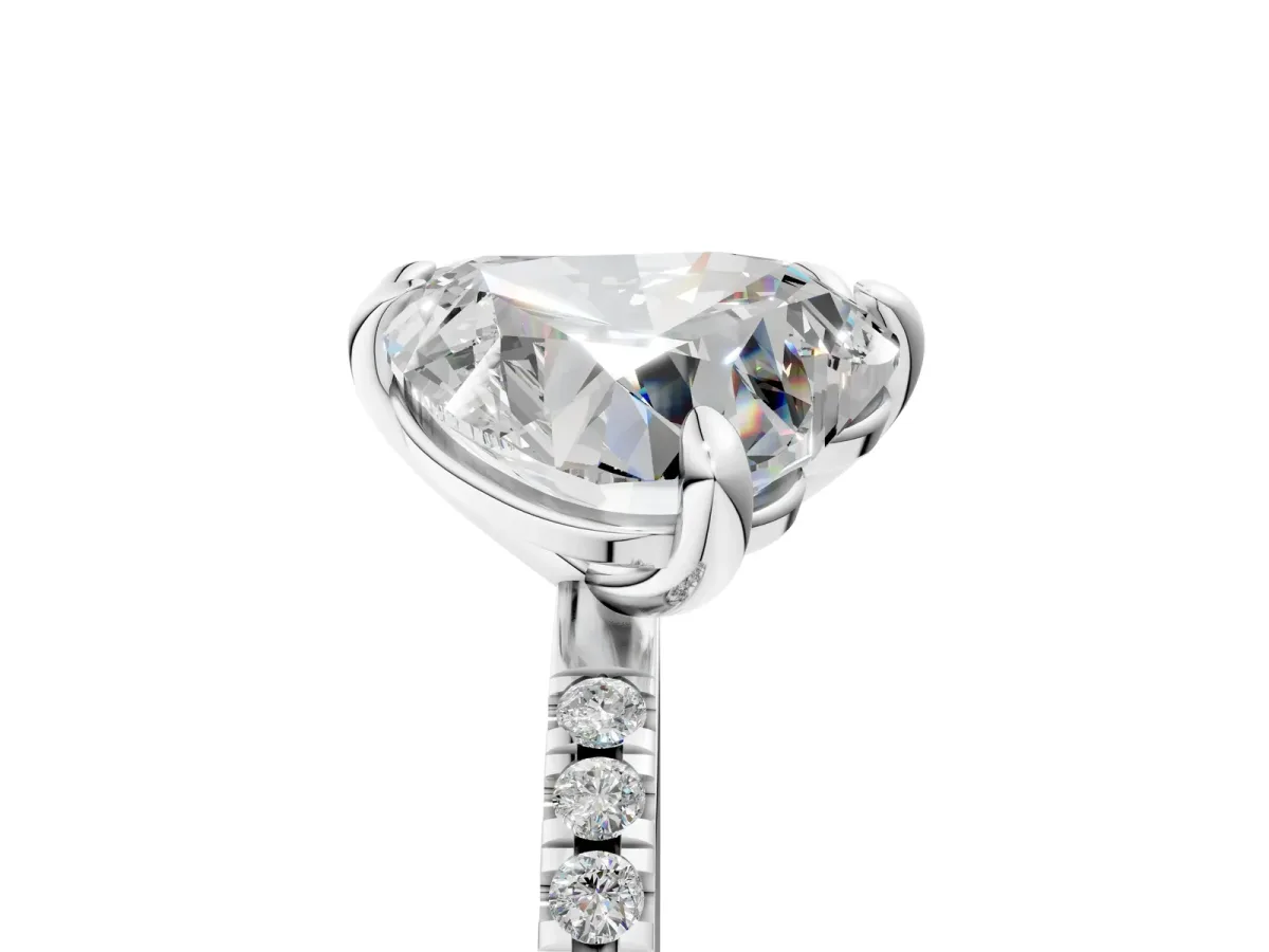 Emerald and Heart Toi Moi Ring with Prong Setting and Pave Band Silver