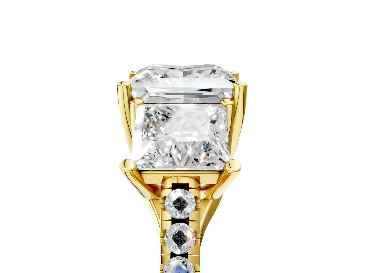 Three-Stone Princess Cut Diamond Ring with Round Moissanite Pavé Band and Prong Setting Yellow gold