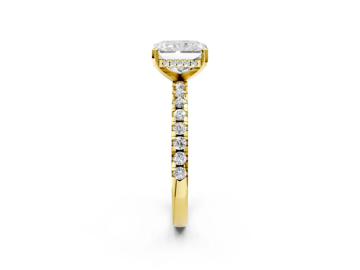 Radiant Cut Diamond Solitaire Ring with Round Pavé Band and Four-Prong Setting Yellow gold