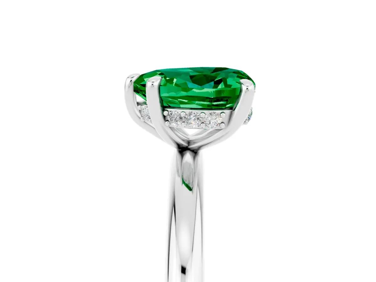 Heart Cut Emerald Solitaire Ring with Thin Band and Four-Prong Setting White gold