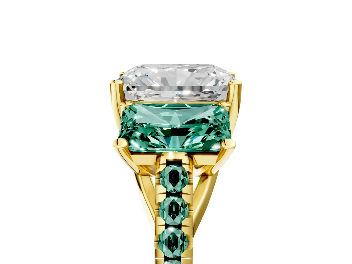 Three-Stone Radiant Cut Diamond Ring with Round Green Sapphire Pavé Band and Prong Setting Yellow gold