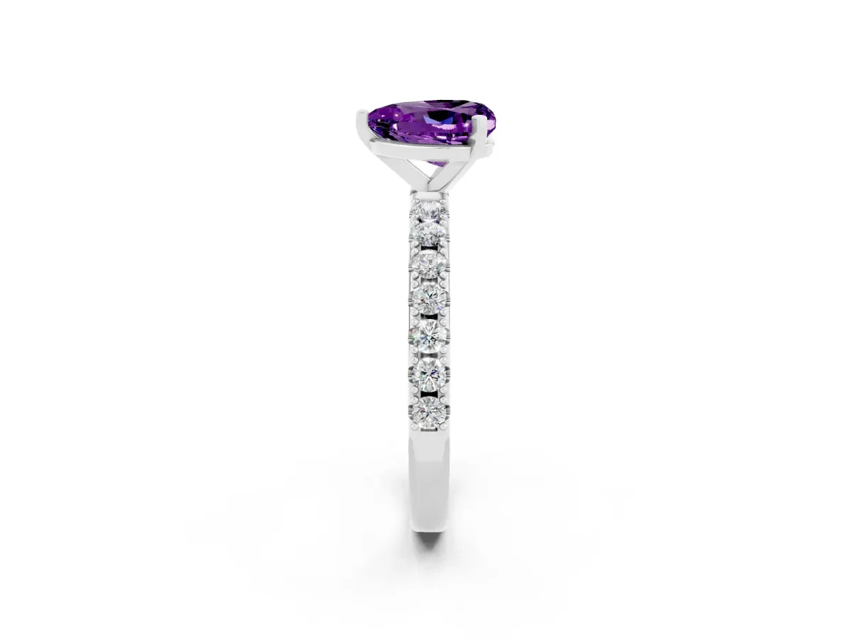 Heart Cut Amethyst Solitaire Pavé Band with Four-Prong Setting White gold