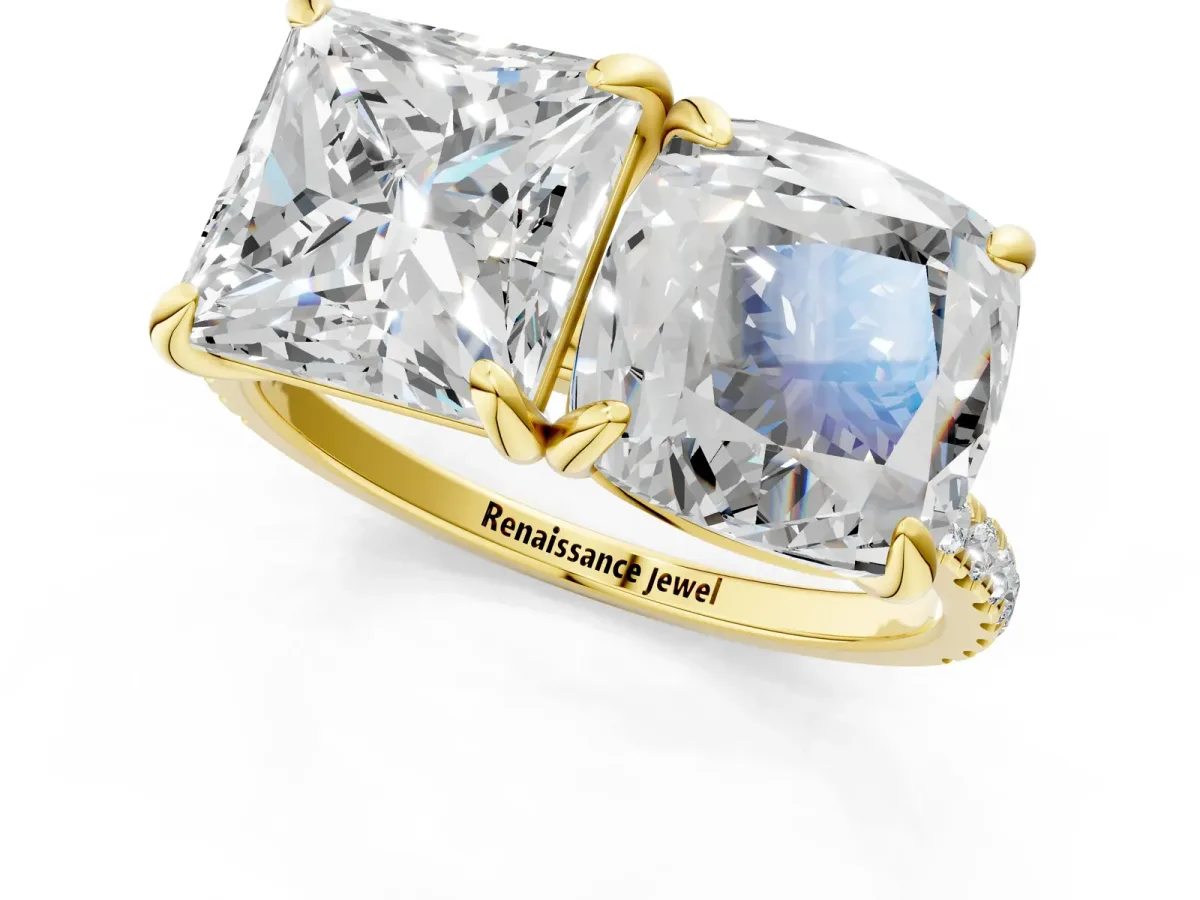 Cushion and Princess Toi Moi Ring with Prong Setting and Pave Band Yellow gold