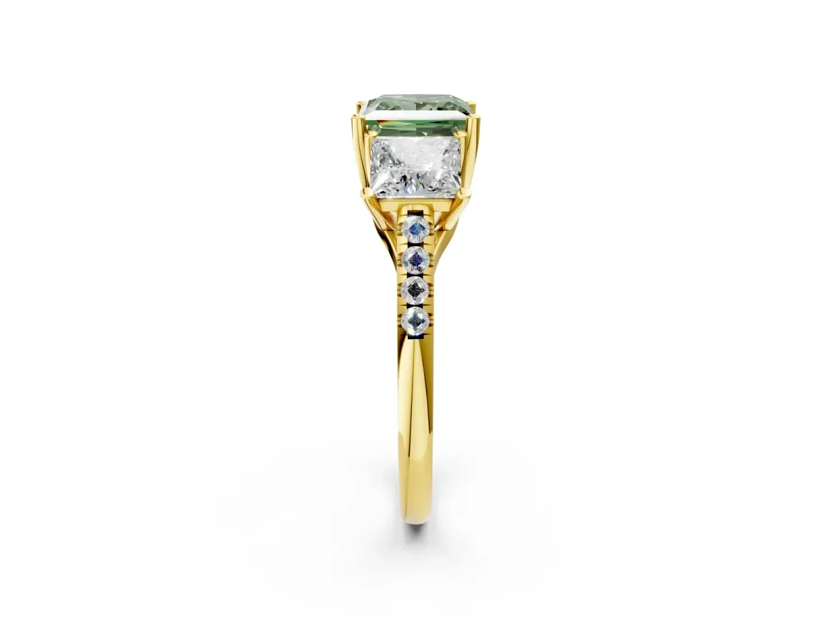 Fancy Green Three-Stone Princess Cut Diamond Ring with Round Pavé Band and Prong Setting Yellow gold