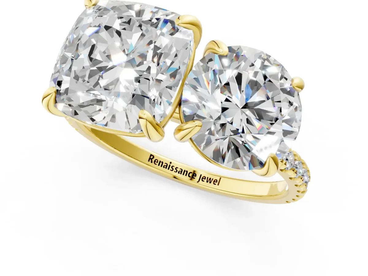 Round and Cushion Toi Moi Ring with Prong Setting and Pave Band Yellow gold