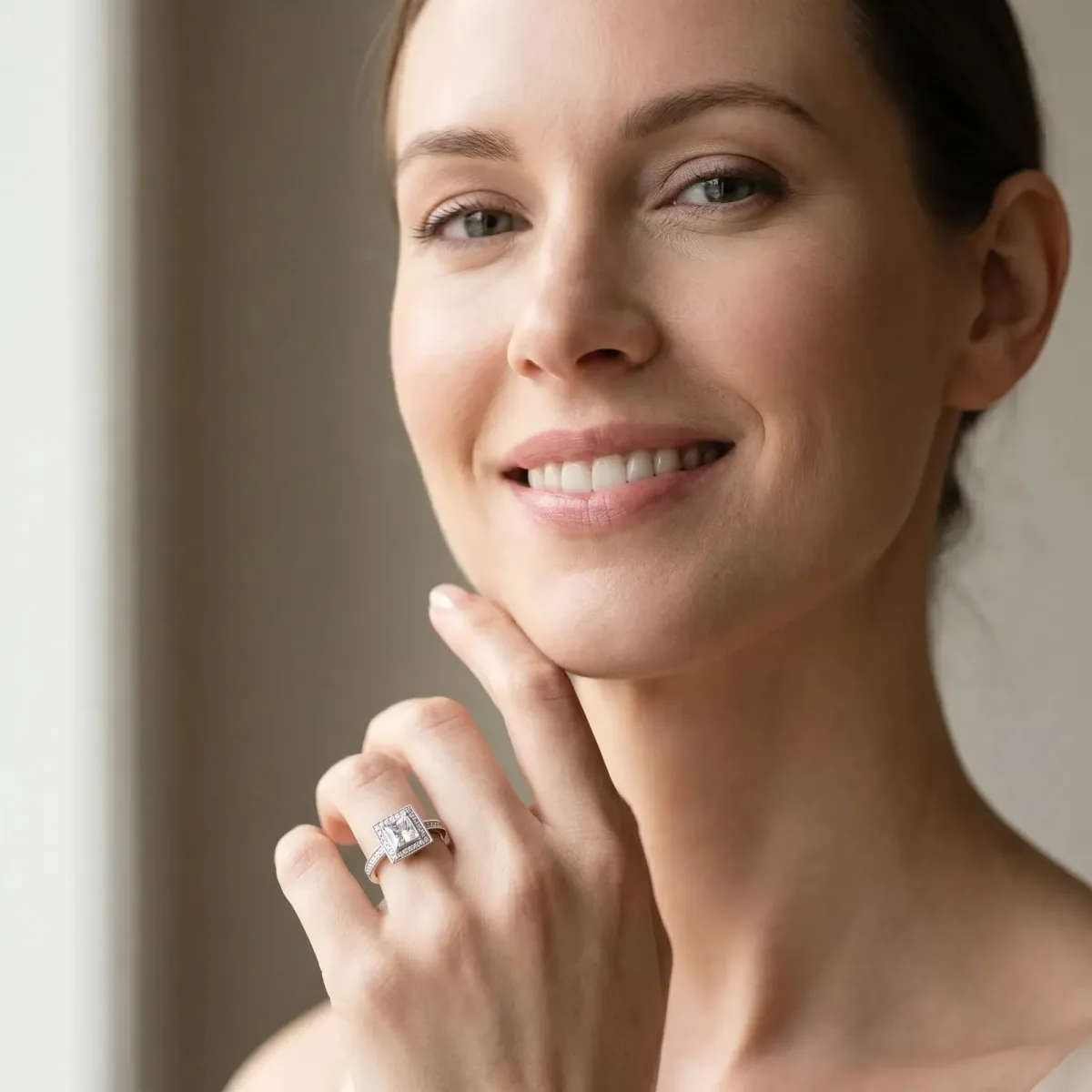 Princess Cut Cut Halo Pavé Diamond Ring Silver