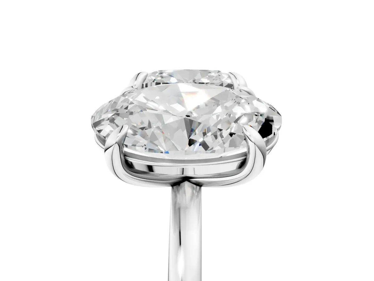 Oval and Cushion Toi Moi Ring with Prong Setting and Plain Band Platinum