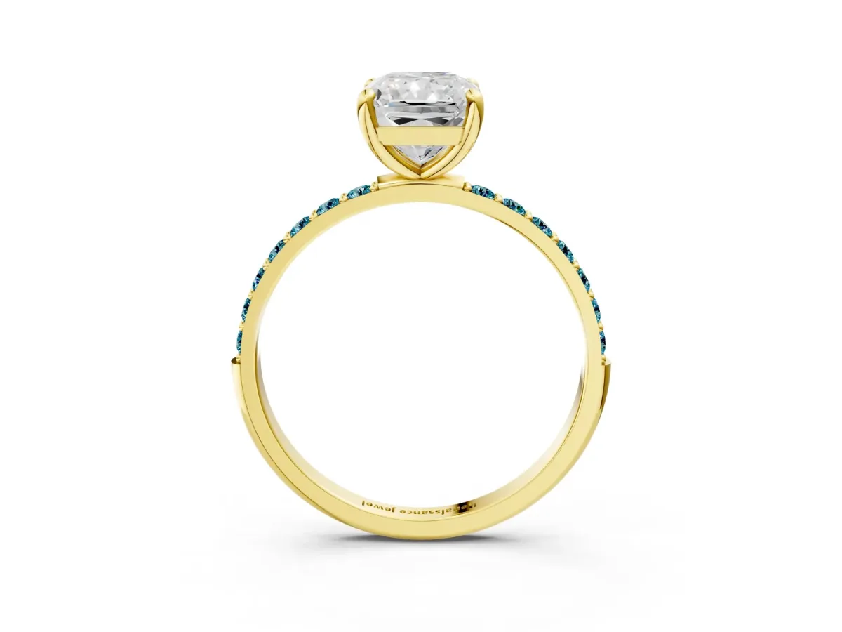 Radiant Cut Diamond Solitaire Ring with Round Blue Topaz Pavé Band and Prong Setting Yellow gold