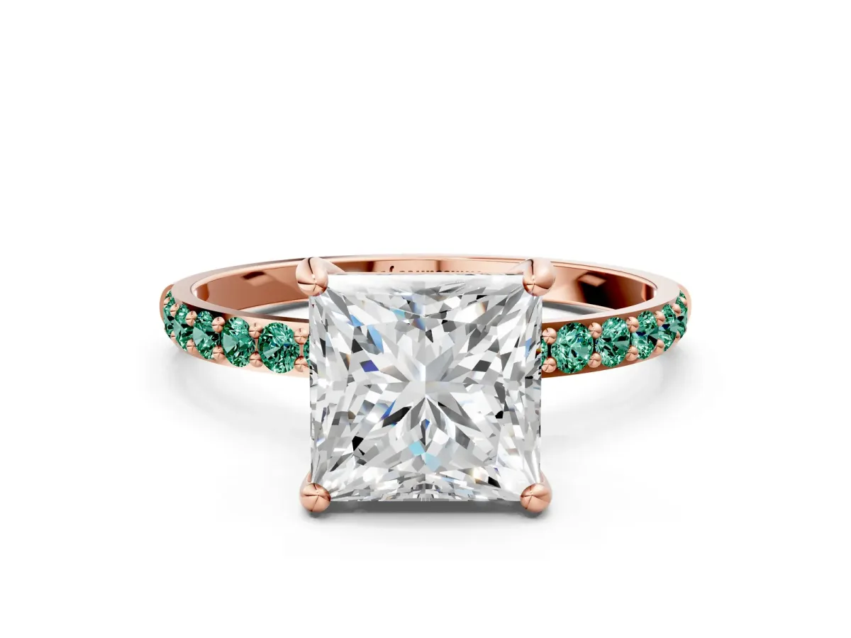 Princess Cut Diamond Solitaire Ring with Round Green Sapphire Pavé Band and Prong Setting Rose gold