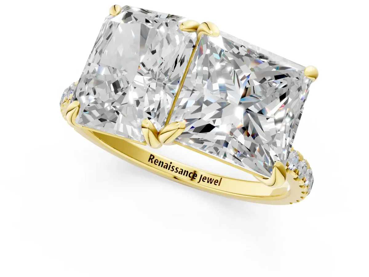 Radiant and Princess Toi Moi Ring with Prong Setting and Pave Band Yellow gold
