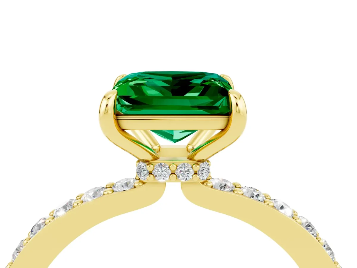 Princess Cut Emerald Solitaire Engagement Ring with Pavé Band and Four-Prong Setting Yellow gold