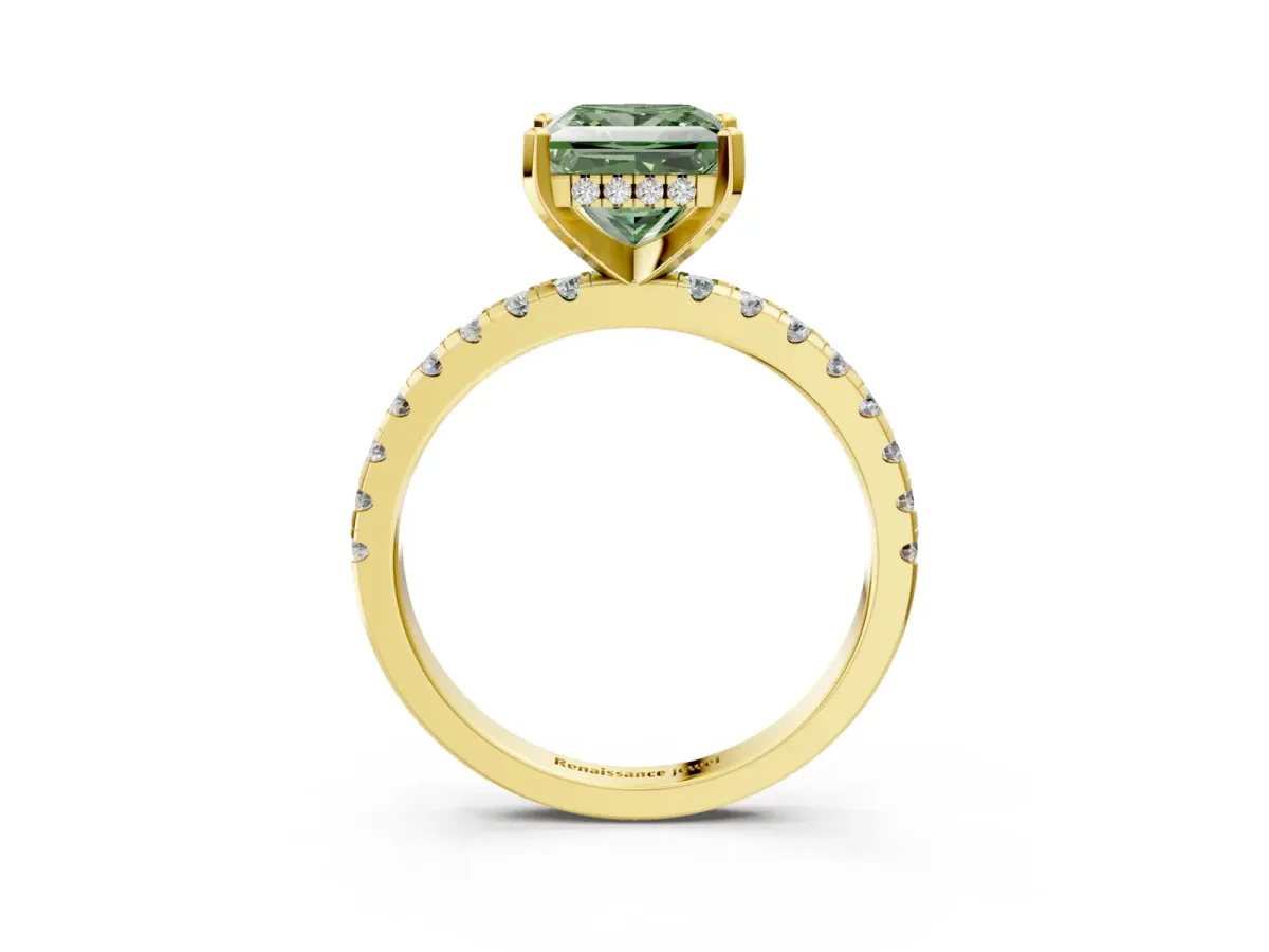 Fancy Green Princess Cut Diamond Solitaire Ring with Round Pavé Band and Four-Prong Setting Yellow gold