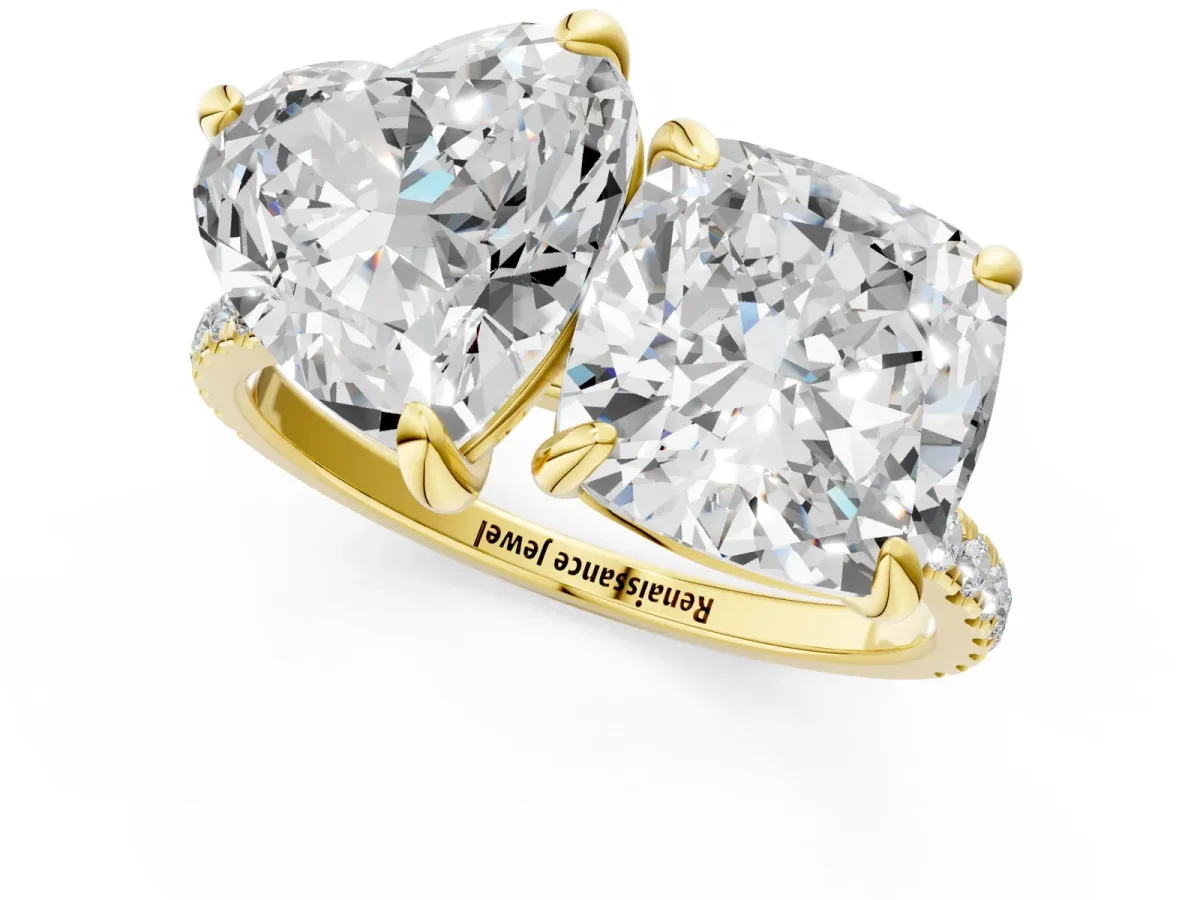 Cushion and Heart Toi Moi Ring with Prong Setting and Pave Band Yellow gold