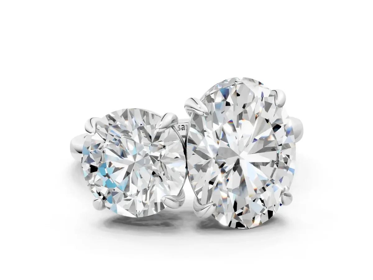 Round and Oval Toi Moi Ring with Prong Setting and Plain Band Silver