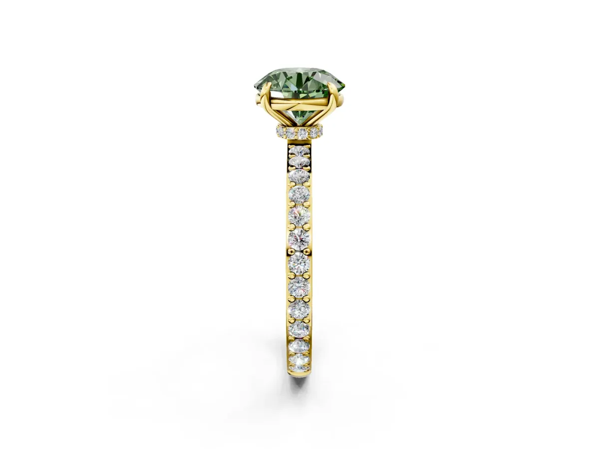 Fancy Green Round Cut Diamond Solitaire Engagement Ring with Pavé Band and Four-Prong Setting Yellow gold
