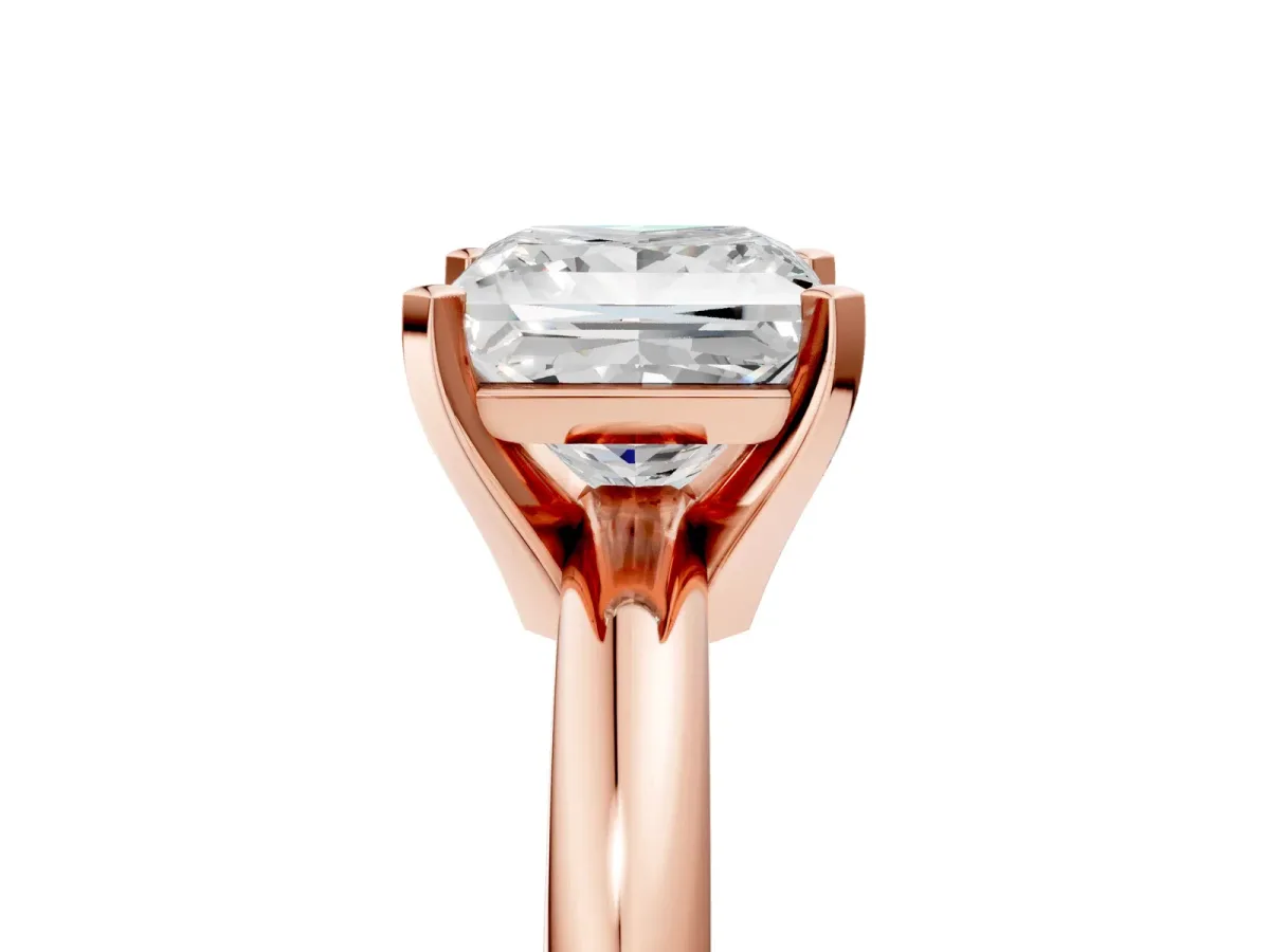 Princess Cut Diamond Solitaire Engagement Ring with Round Band and Four-Prong Setting Rose gold