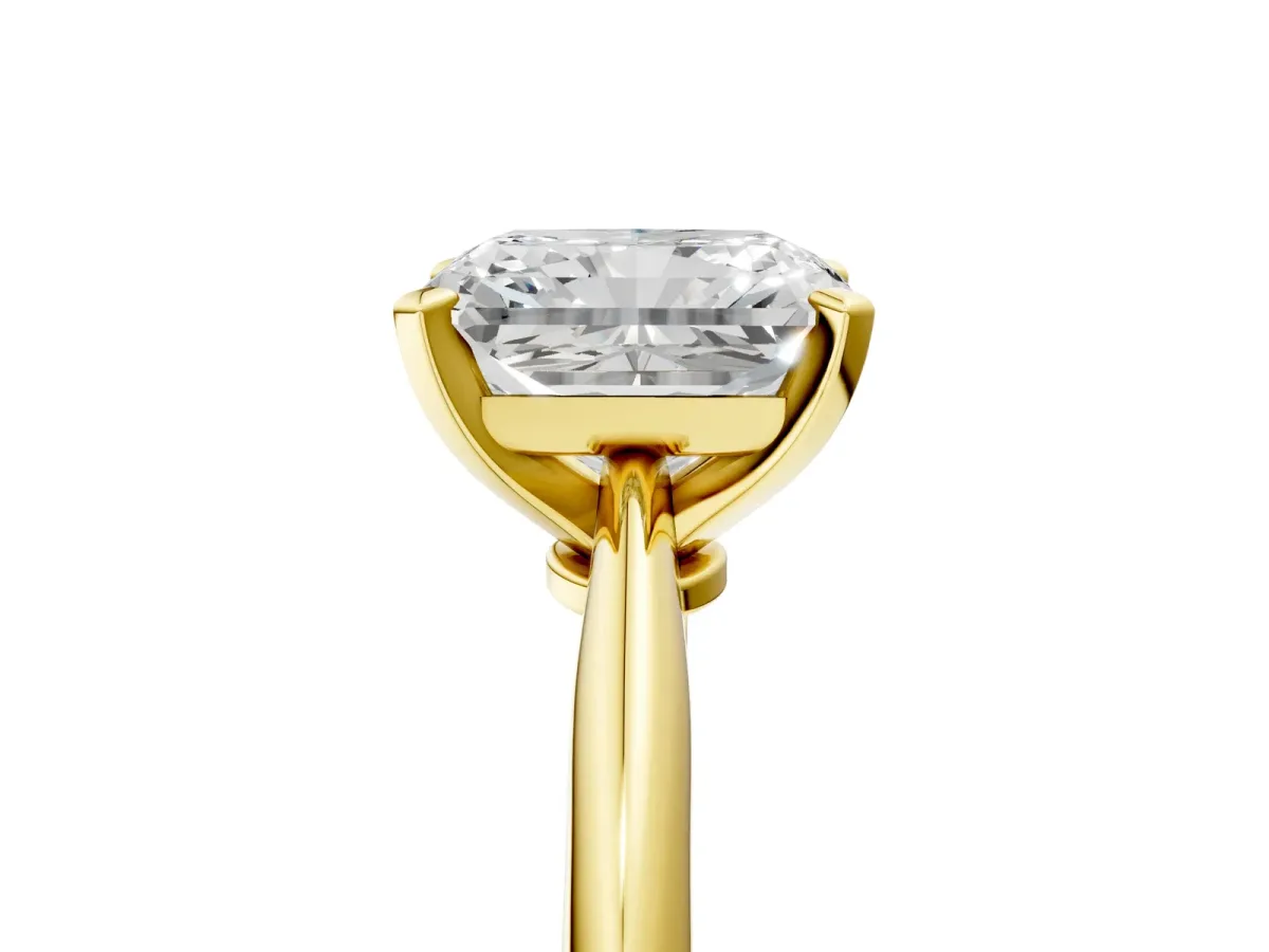 Radiant Cut Diamond Solitaire Engagement Ring with Classic Band and Four-Prong Setting Yellow gold
