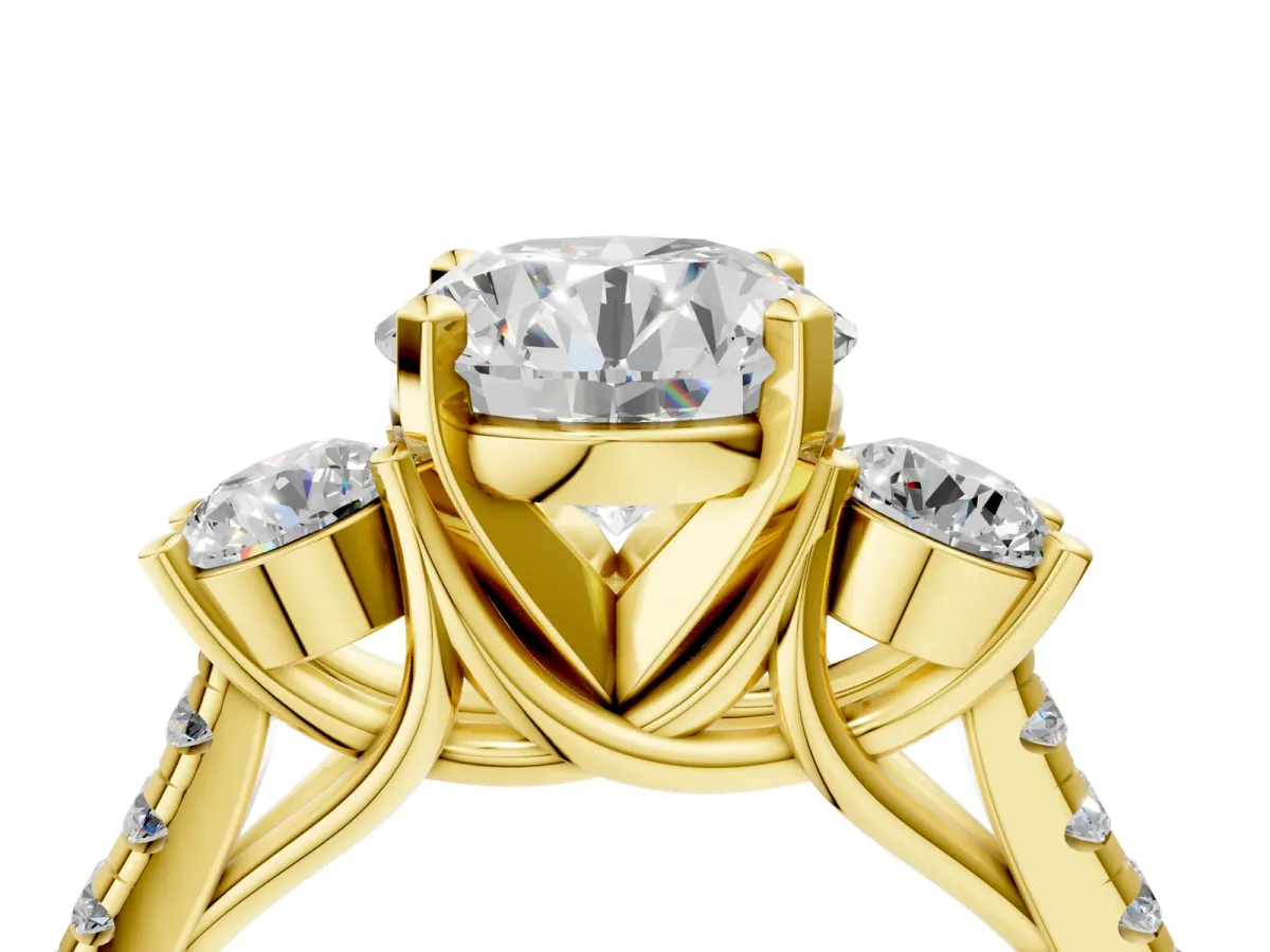 Three-Stone Round Cut Diamond Pavé Band with Four-Prong Setting Yellow gold