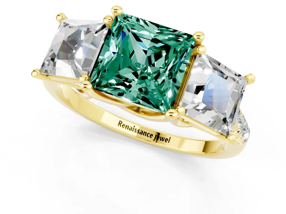 Three-Stone Princess Cut Green Sapphire Ring with Round Pavé Band and Prong Setting Yellow gold