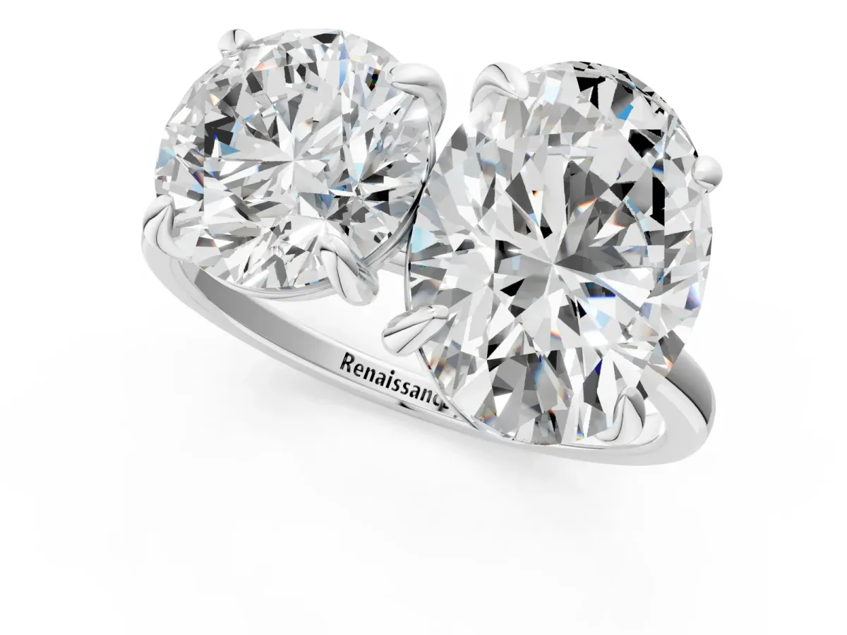 Round and Oval Toi Moi Ring with Prong Setting and Plain Band Silver