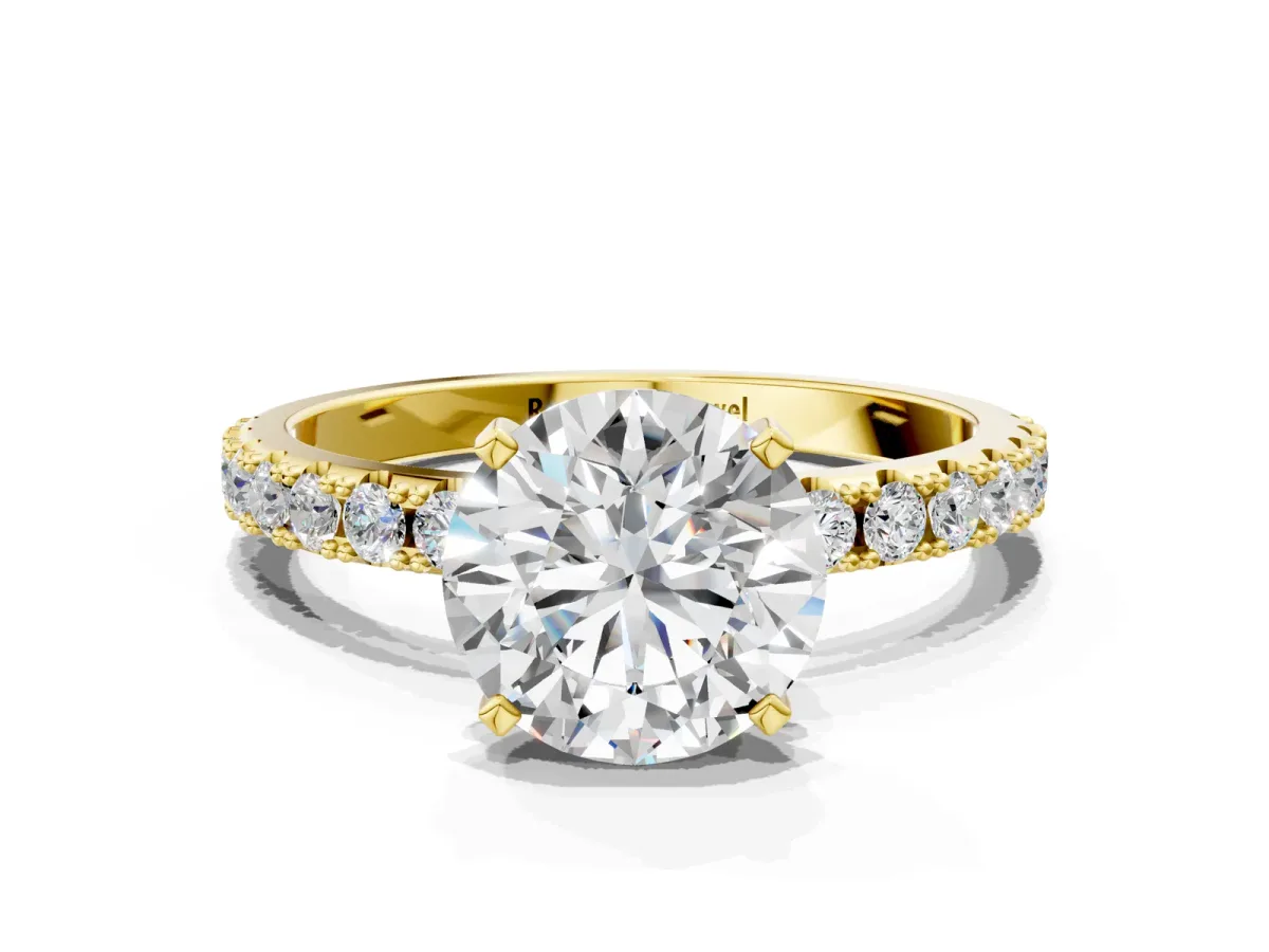 Round Cut Diamond Solitaire Pavé Band with Four-Prong Setting Yellow gold