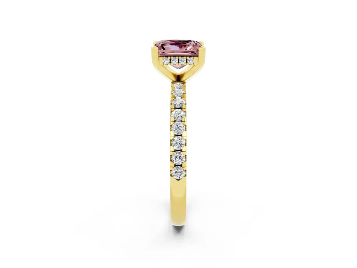 Princess Cut Morganite Solitaire Ring with Round Pavé Band and Four-Prong Setting Yellow gold