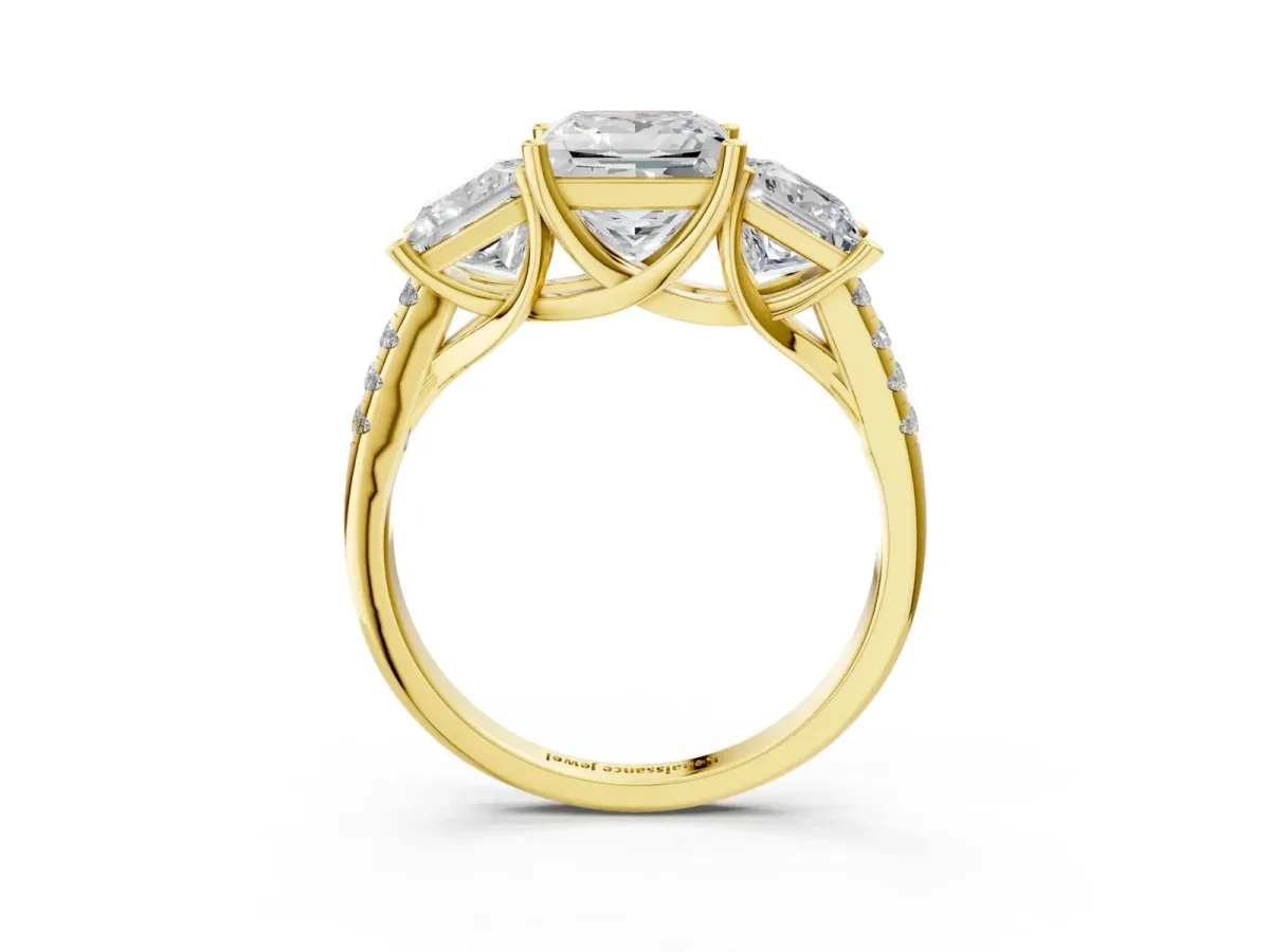 Fancy Green Three-Stone Princess Cut Diamond Ring with Round Pavé Band and Prong Setting Yellow gold
