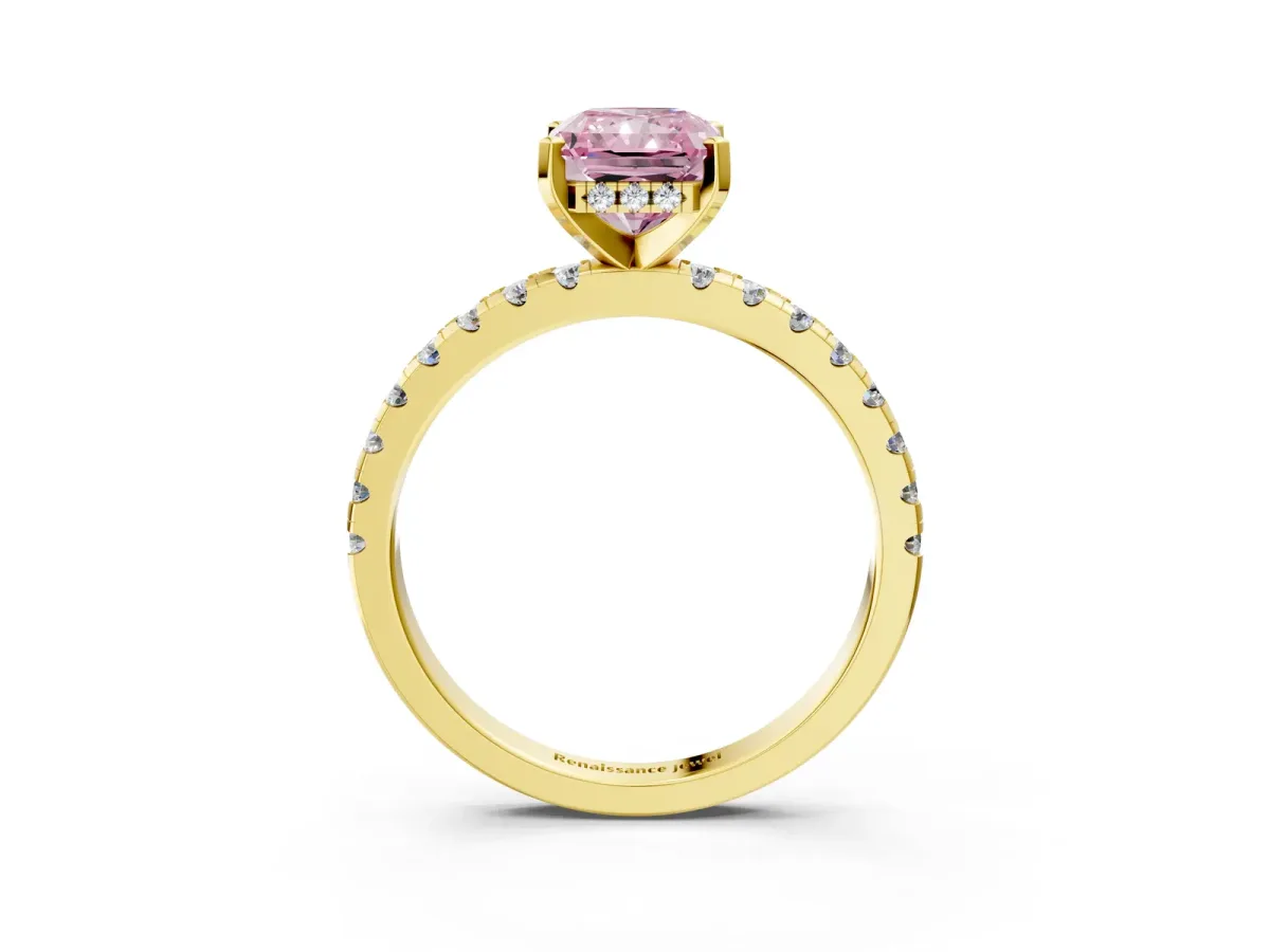 Fancy Pink Radiant Cut Diamond Solitaire Ring with Round Pavé Band and Four-Prong Setting Yellow gold