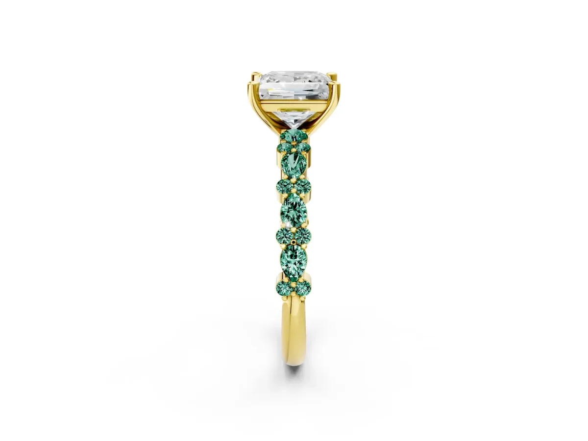 Princess Cut Diamond Side Stone Solitaire Ring with Round Green Sapphire and Four-Prong Setting Yellow gold
