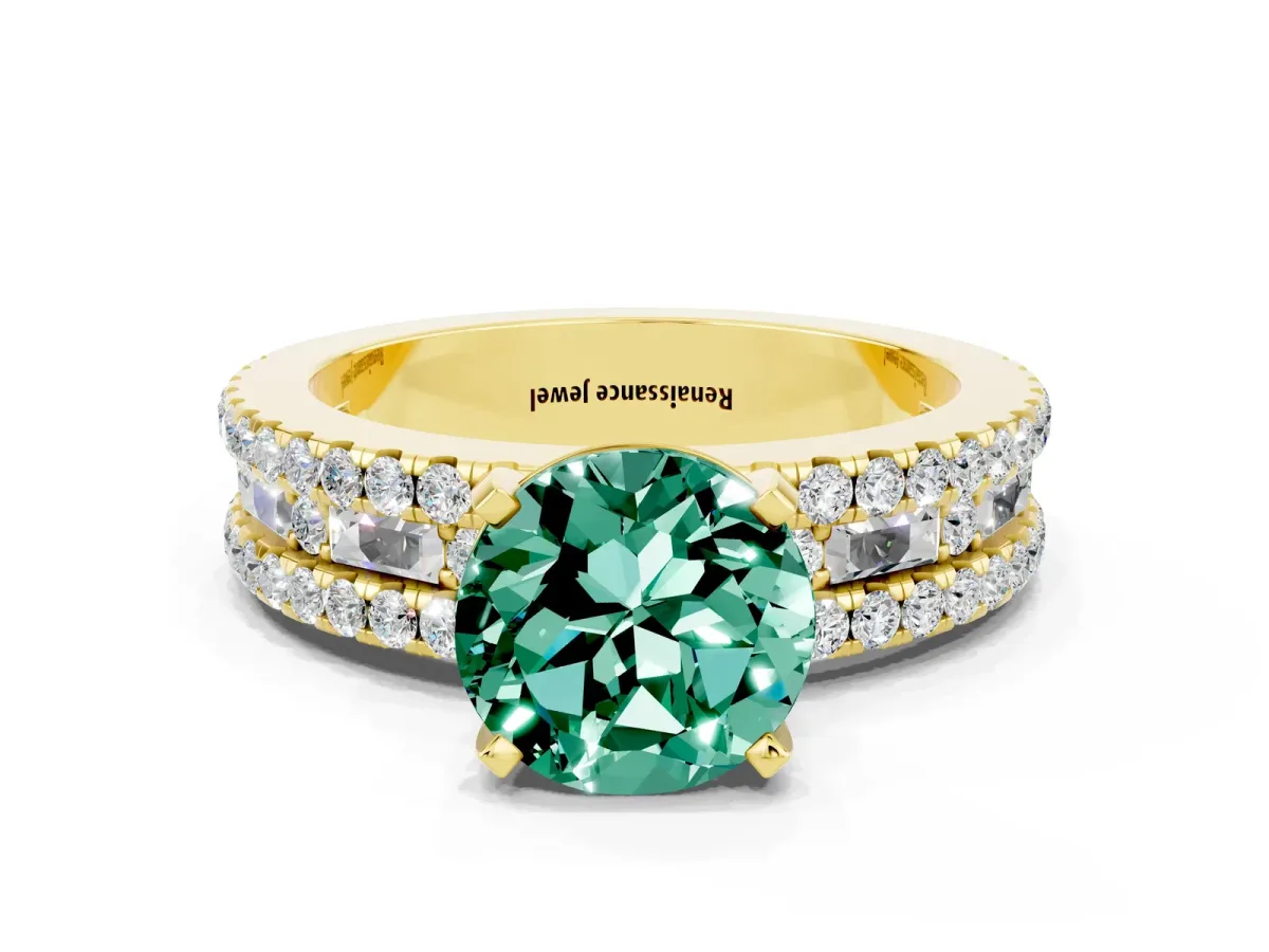 Round Cut Green Sapphire Solitaire Ring with Pavé and Channel Set Band Yellow gold