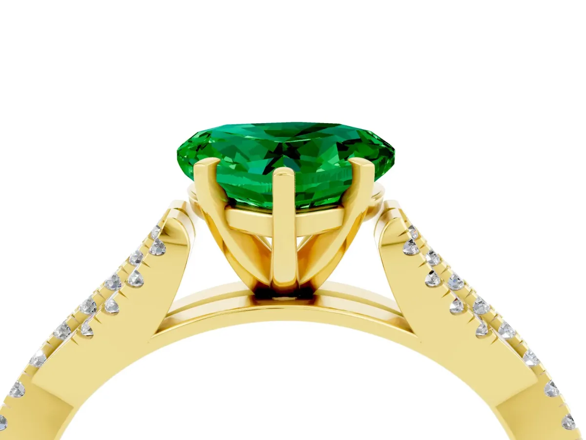 Heart Cut Emerald Solitaire Engagement Ring with Twisted Pavé Band and Four-Prong Setting Yellow gold