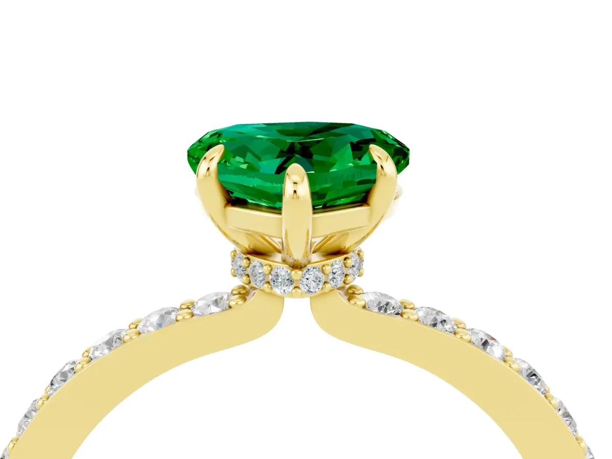 Heart Cut Emerald Solitaire Engagement Ring with Pavé Band and Four-Prong Setting Yellow gold