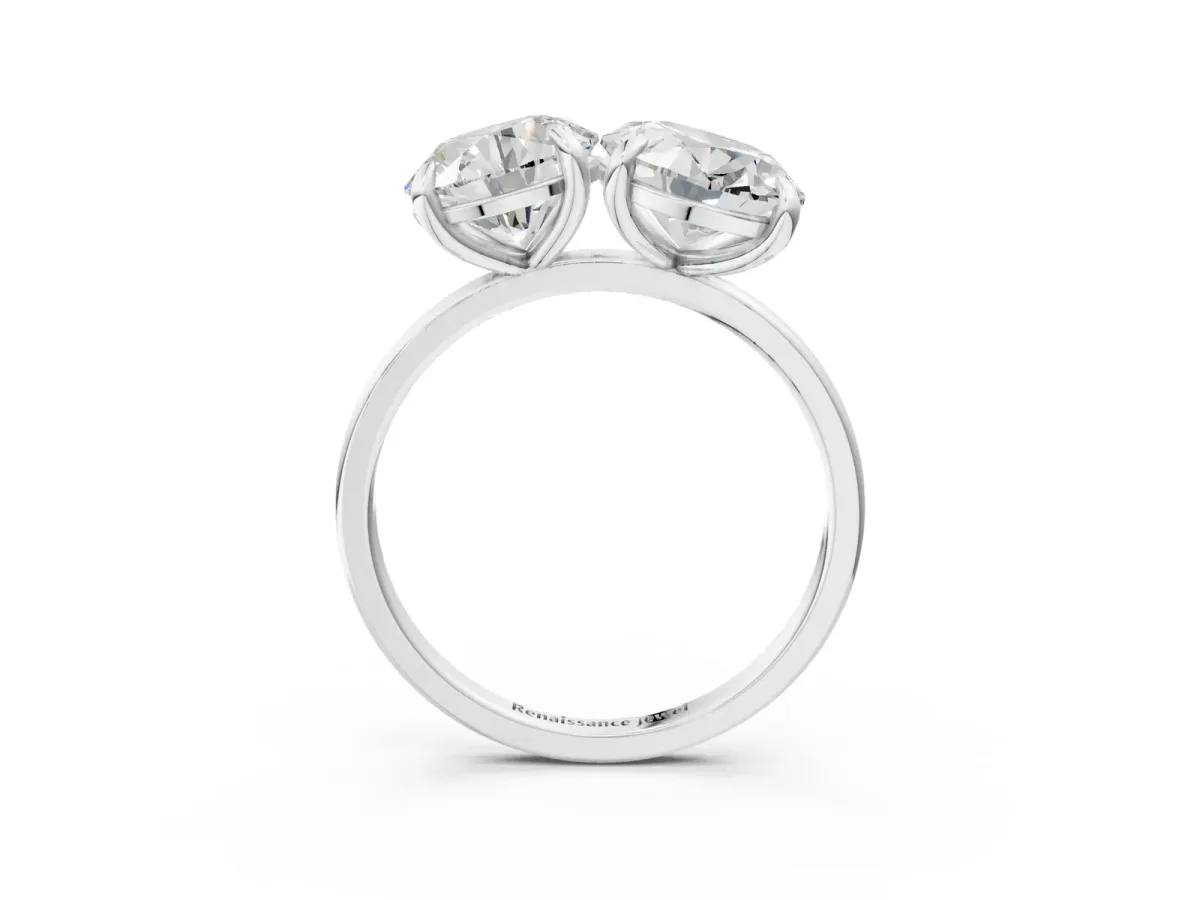 Round and Oval Toi Moi Ring with Prong Setting and Plain Band Silver