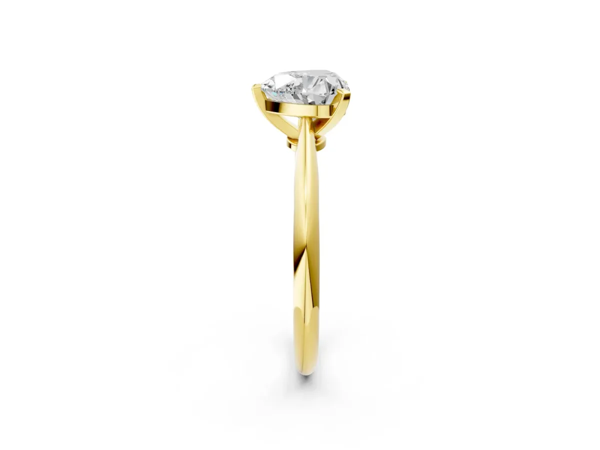 Heart Cut Diamond Solitaire Engagement Ring with Classic Band and Four-Prong Setting Yellow gold