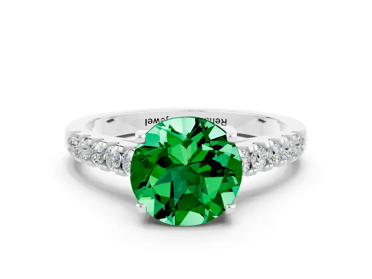 Round Cut Emerald Pavé Band Solitaire Ring with Prong Setting White gold