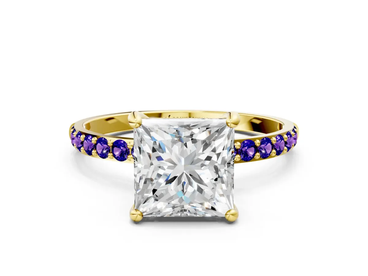 Princess Cut Diamond Solitaire Ring with Round Tanzanite Pavé Band and Prong Setting Yellow gold