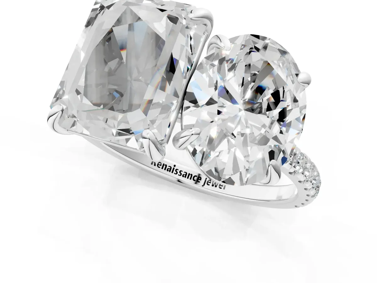 Oval and Emerald Toi Moi Ring with Prong Setting and Micro Pave Band White gold