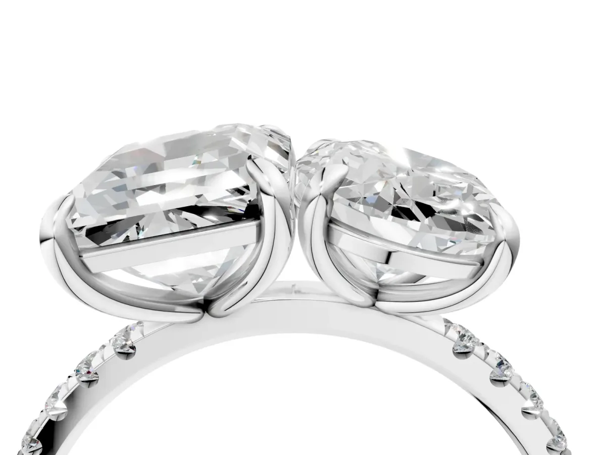 Oval and Emerald Toi Moi Ring with Prong Setting and Micro Pave Band White gold