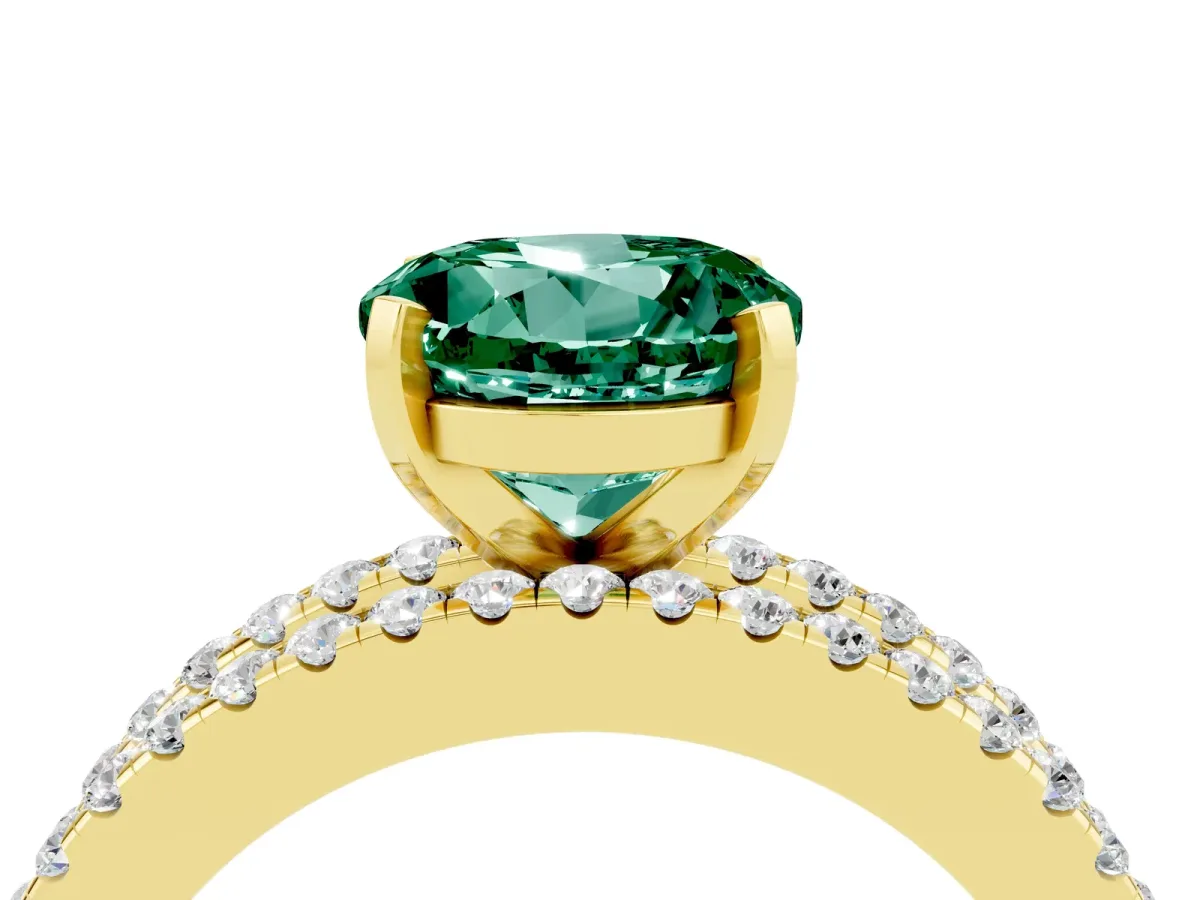 Round Cut Green Sapphire Solitaire Ring with Pavé and Channel Set Band Yellow gold