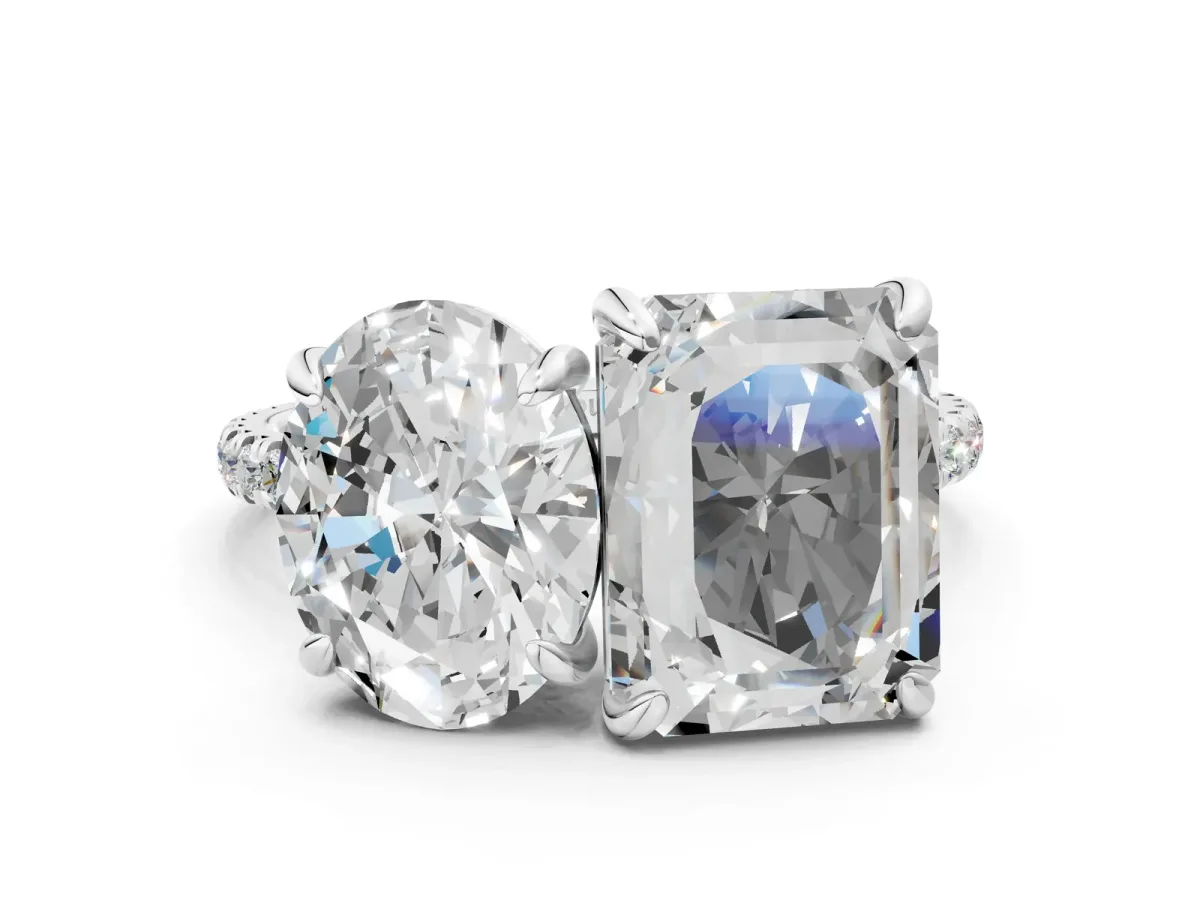 Oval and Emerald Toi Moi Ring with Prong Setting and Micro Pave Band White gold