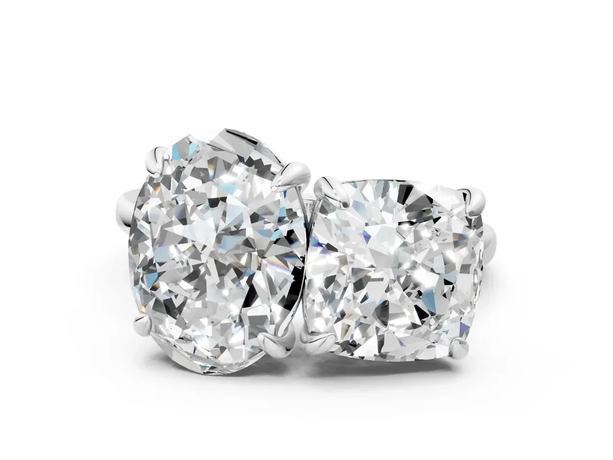 Oval and Cushion Toi Moi Ring with Prong Setting and Plain Band Platinum