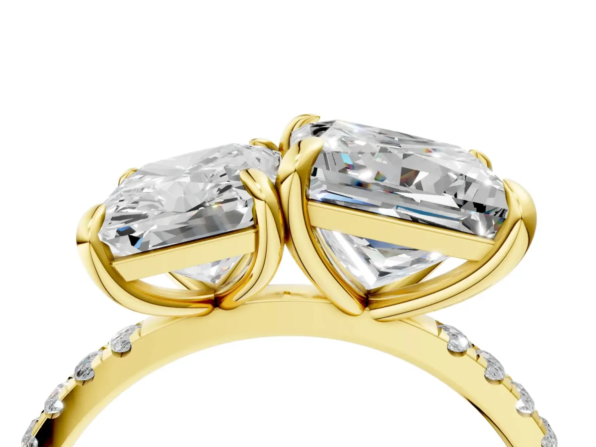 Radiant and Princess Toi Moi Ring with Prong Setting and Pave Band Yellow gold