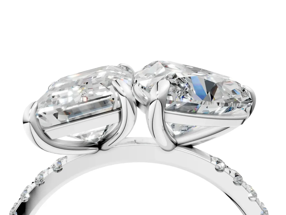 Emerald and Heart Toi Moi Ring with Prong Setting and Pave Band Silver