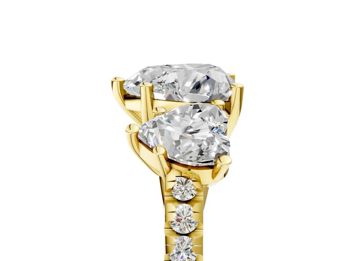 Three-Stone Heart Cut Diamond Ring with Round Moissanite Pavé Band and Prong Setting Yellow gold