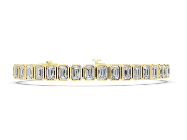 Emerald Cut Diamond Tennis Bracelet with Bezel Setting Yellow gold